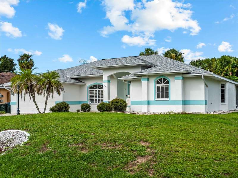 3 bedroom Single Family Residence at 4009 Atwater Drive, Port Charlotte Sub 22, North Port — photo 2