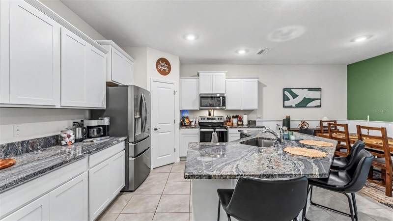 3 bedroom Villa at 3817 Stormy Thistle Place, Varrea Ph 1, Plant City — photo 4