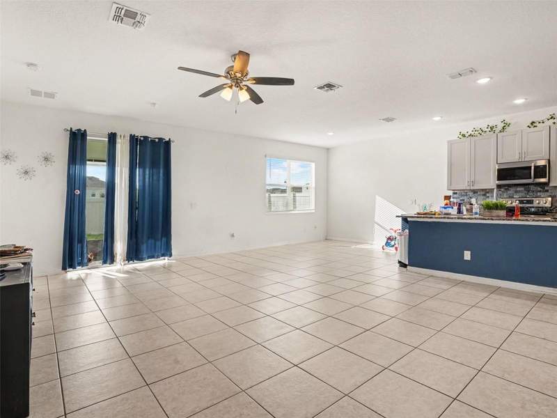 4 bedroom Single Family Residence at 230 Tarpon Bay Boulevard, Tarpon Bay, Haines City — photo 5