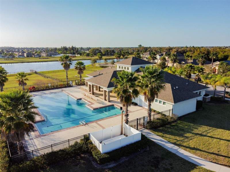 6 bedroom Single Family Residence at 909 Meadow Glade Drive, Hawks Point Ph S-2, Ruskin — photo 3