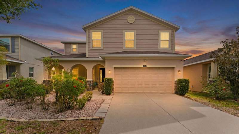 11620 WARREN OAKS PL home for sale in Riverview Meadows