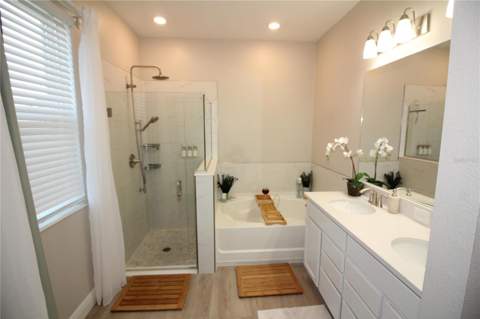 9449 Sanders Park Place, Seffner FL - photo 17 of 26