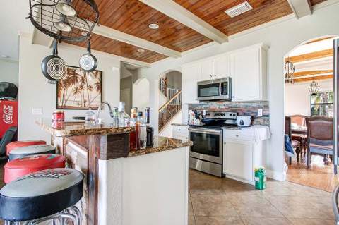 6914 Quiet Creek Drive, Bradenton FL - photo 13 of 59
