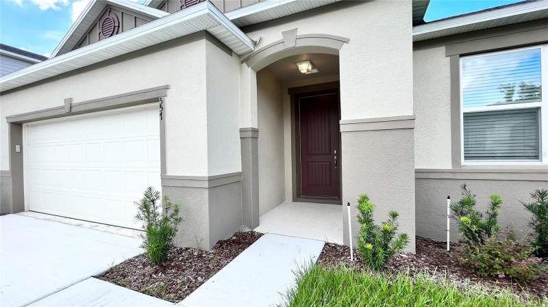 4 bedroom Single Family Residence at 557 Scott Lake Creek Lane, Meadows At Scott Lake Creek, Lakeland — photo 3