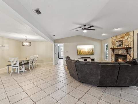 1222 Huntington Avenue, Spring Hill FL - photo 10 of 52