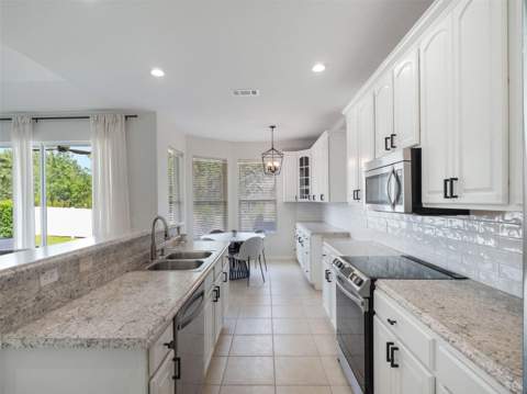 13156 Hatherton Circle, Orlando FL - photo 17 of 53