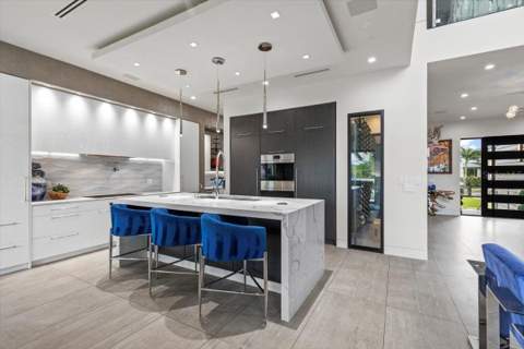 5131 W Neptune Way, Tampa FL - photo 10 of 99