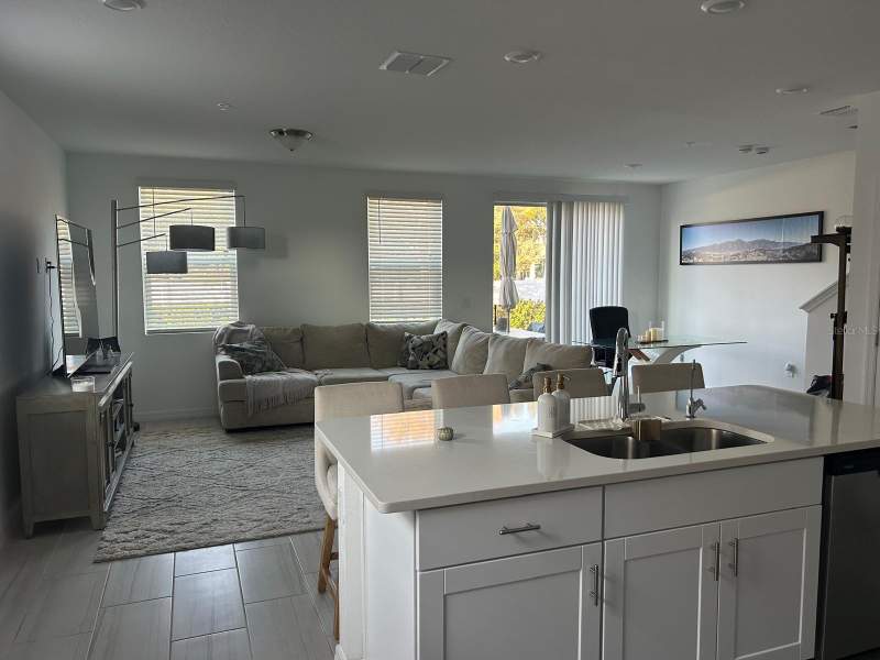 3 bedroom Townhouse at 2037 Crape Jasmine Lane, Chase Lndg, Orlando — photo 4