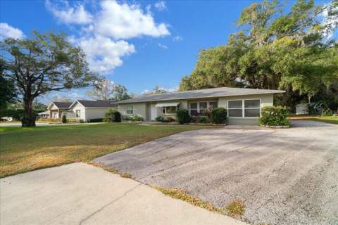 2810 SE Lake Weir Avenue, Ocala FL - photo 6 of 6