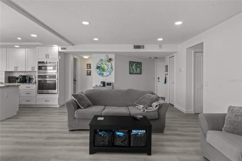 2 bedroom Condominium at 5505 La Puerta Del Sol Boulevard #126, La Puerta Del Sol Condo, St Petersburg — photo 5