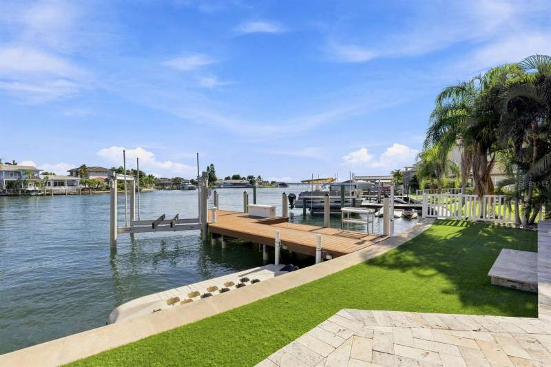 4 bedroom Single Family Residence at 320 Palm Island, Island Estates Of Clearwater Unit 6-B, Clearwater Beach — photo 5