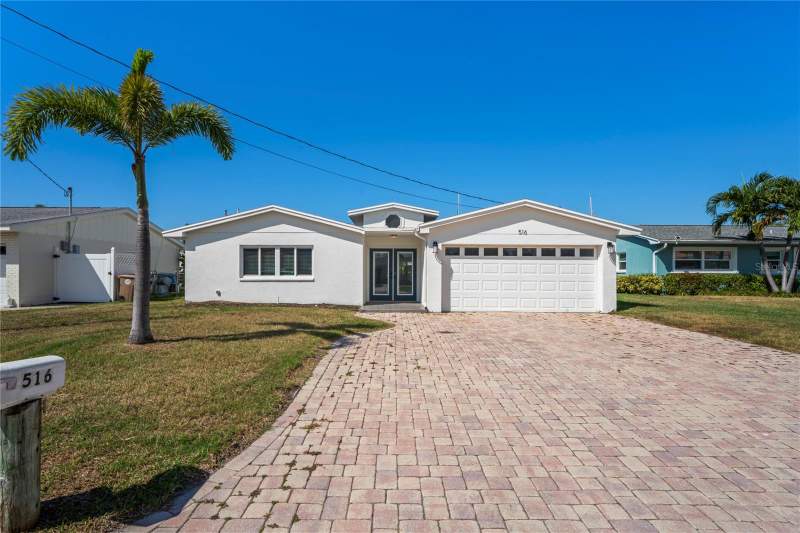 516 CRYSTAL DRIVE home for sale in Crystal Island