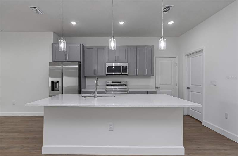 4 bedroom Single Family Residence at 13177 SW 67th Avenue, Marion Oaks Un Ten, Ocala — photo 4