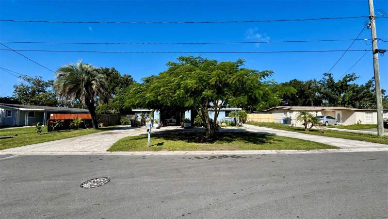 6 bedroom Single Family Residence at 5810 N Gomez Avenue, Milwood Estates, Tampa — photo 2