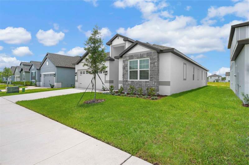 4 bedroom Single Family Residence at 3408 Chinotto Drive, Gum Lake Preserve, Lake Alfred — photo 2