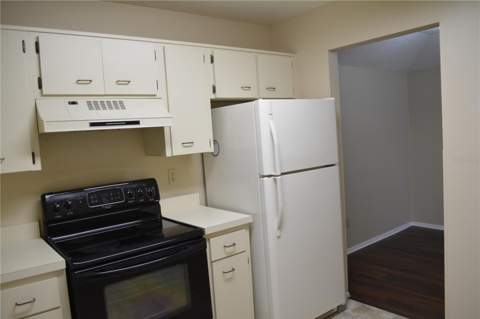 2197 Fox Chase Boulevard #101, Palm Harbor FL - photo 6 of 6