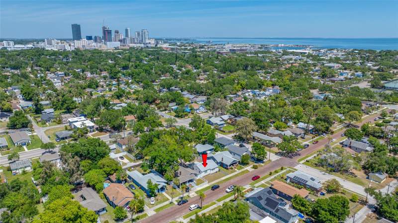 3 bedroom Single Family Residence at 821 19th Avenue, Glenwood Park, St Petersburg — photo 4