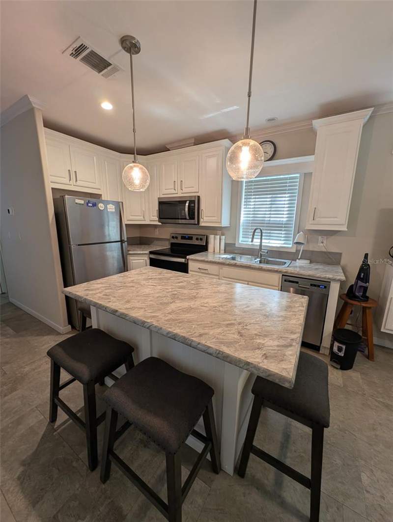 1 bedroom Manufactured Home at 25364 NE 139th Loop, Supplemental Add Add, Fort Mc Coy — photo 5