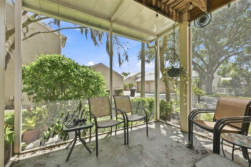 3 bedroom Townhouse at 13017 Lorna Place, Lake Ellen Walk, Tampa — photo 5