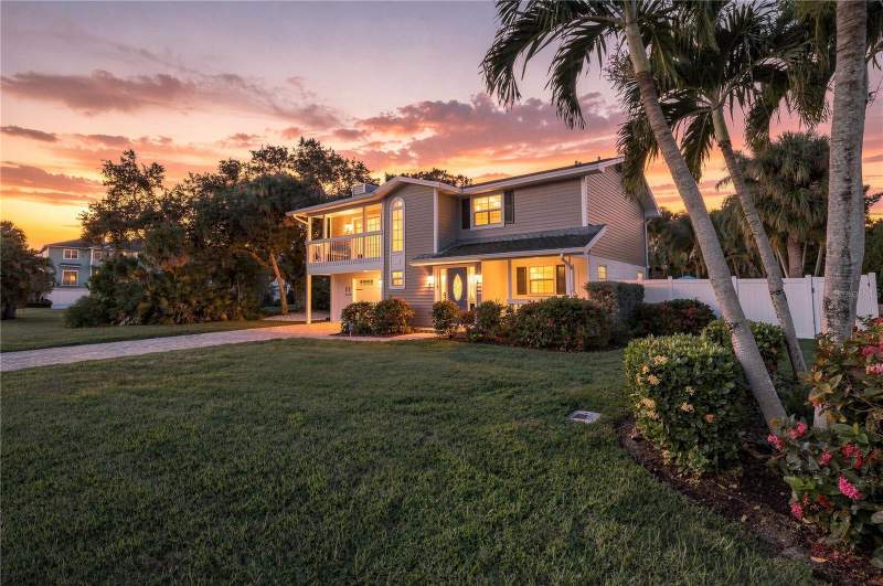 3 bedroom Single Family Residence at 112 6th Street, Belleair Beach, Belleair Beach — photo 4