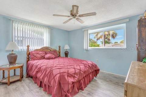 10825 Bridleton Road, Port Richey FL - photo 12 of 42