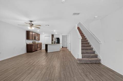 1556 Wynford Circle, Tavares FL - photo 10 of 45