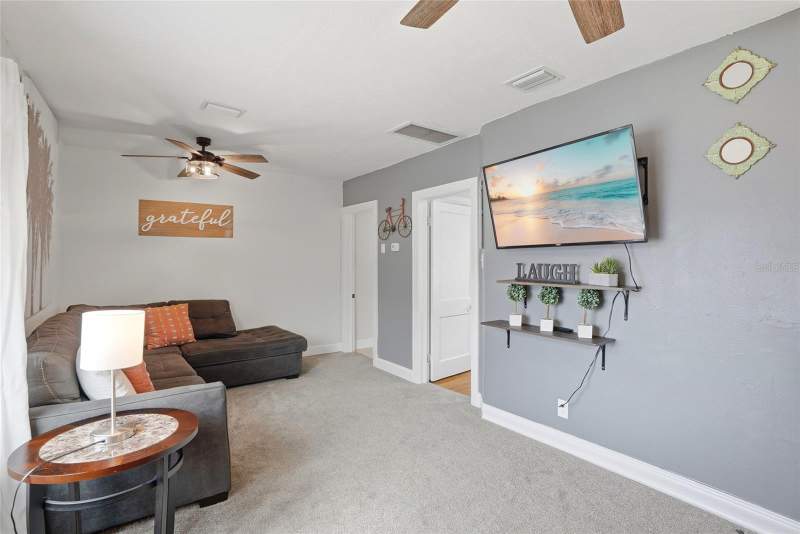 2 bedroom Single Family Residence at 4627 1st Avenue, Central Park Rev, St Petersburg — photo 4
