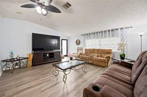 9242 Denmarsh Drive, Brooksville FL - photo 8 of 23