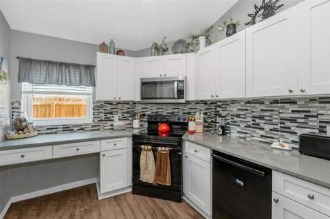 13853 Pimberton Drive, Hudson FL - photo 11 of 47