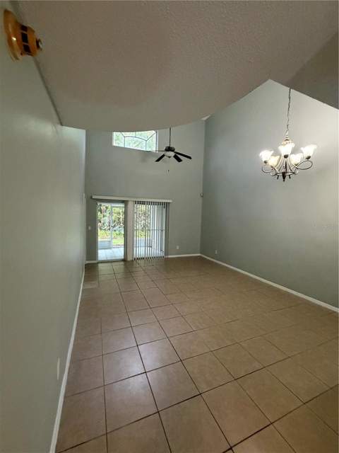 14864 Laguna Beach Circle, Orlando FL - photo 8 of 22
