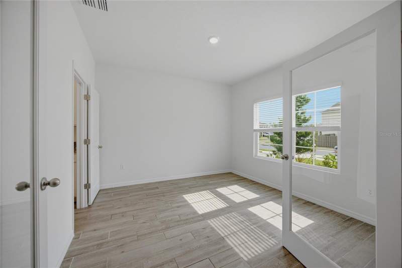 5 bedroom Single Family Residence at 1197 NW 133rd Way, Arbor Greens Ph 2 Unit 4B Pb 37 Pg 91, Newberry — photo 5