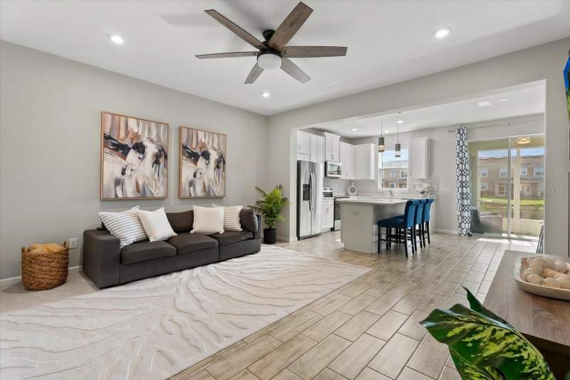 3 bedroom Townhouse at 11919 Sky Acres Terrace, Harmony At Lakewood Ranch Ph Ii-C 1-4, Bradenton — photo 4