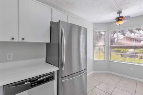 2037 Waterleaf Street, Orlando FL - photo 6 of 41