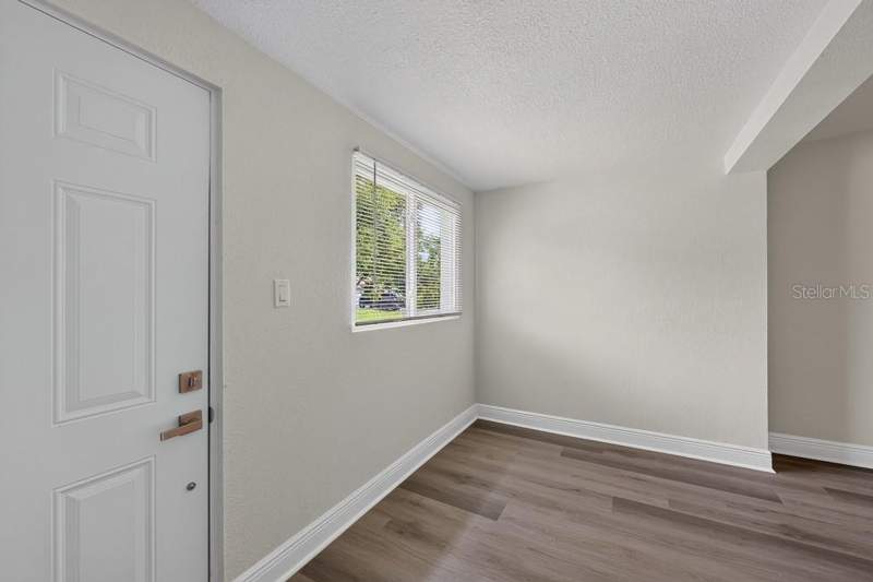 2 bedroom Single Family Residence at 10528 113th Avenue, Orange Lake Village 2, Largo — photo 2