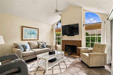 4536 Whirlaway Drive, Sarasota FL - photo 6 of 6
