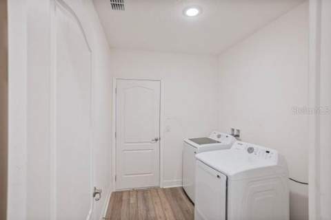 808 Sunshower Drive, Lady Lake FL - photo 13 of 20