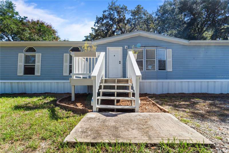 4 bedroom Manufactured Home at 12506 Hicks Road, Lakewood Acres Sub, Hudson — photo 2
