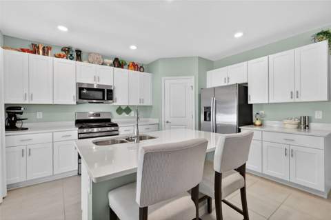 33692 Sky Blossom Circle, Leesburg FL - photo 13 of 40