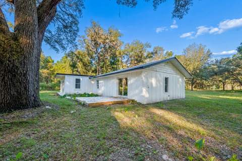 7519 SE 30th Street, Newberry FL - photo 8 of 55