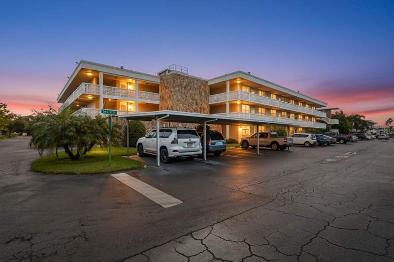 2 bedroom Condominium at 5095 Bay Street #210, Winston Park Northeast, St Petersburg — photo 2