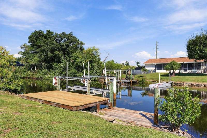 2 bedroom Single Family Residence at 3028 Buttonwood Place, Charlotte Park Sec 02, Punta Gorda — photo 4