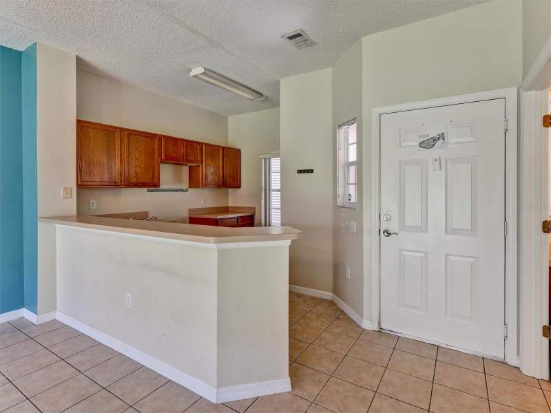 3 bedroom Townhouse at 8407 Blue Lagoon Drive, Emerald Island Resort Ph 2, Kissimmee — photo 5