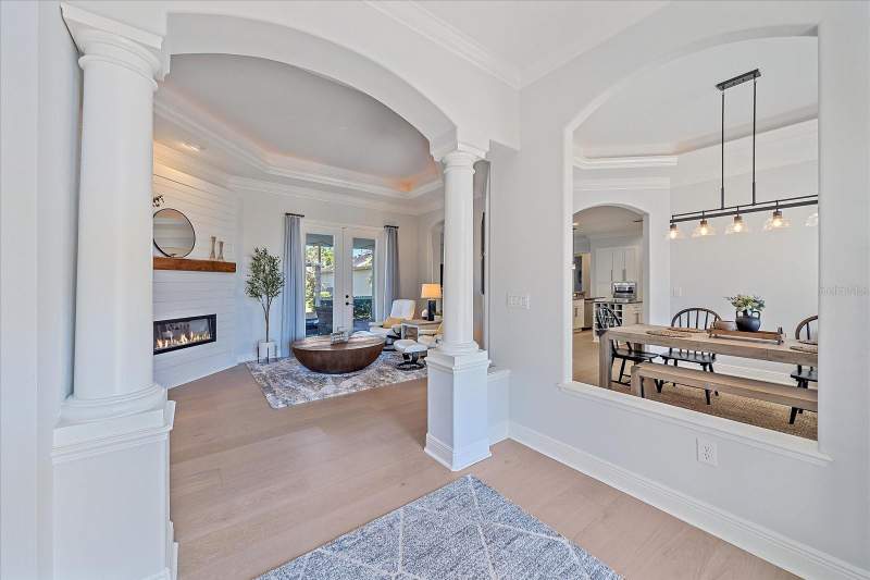 4 bedroom Single Family Residence at 366 S Creek Court, South Creek, Osprey — photo 4