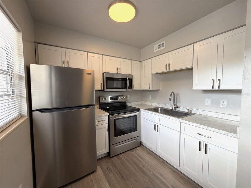 1 bedroom Condominium at 501 NW 15th Avenue #9, Obrian House, Gainesville — photo 4