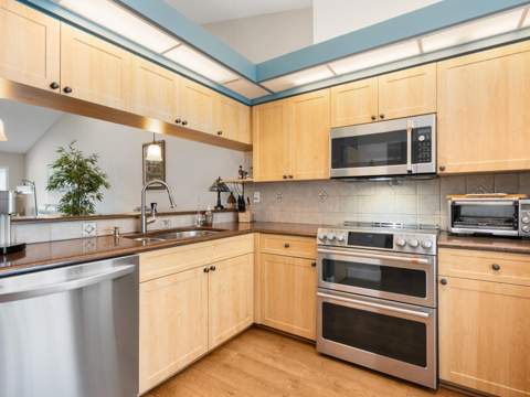 6103 Clubside Drive #6103, Sarasota FL - photo 12 of 71