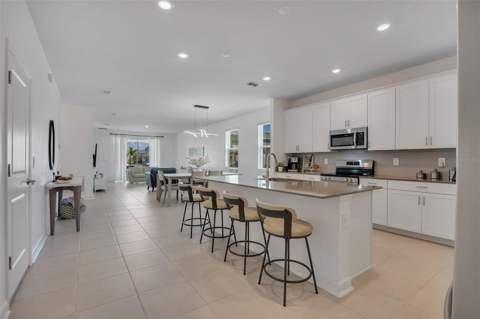 2637 Peace Of Mind Avenue, Kissimmee FL - photo 12 of 57