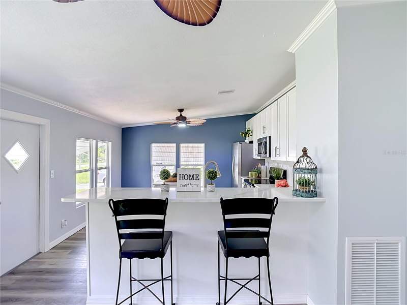 2 bedroom Manufactured Home at 12331 Parkwood Street, Parkwood Acres, Hudson — photo 2