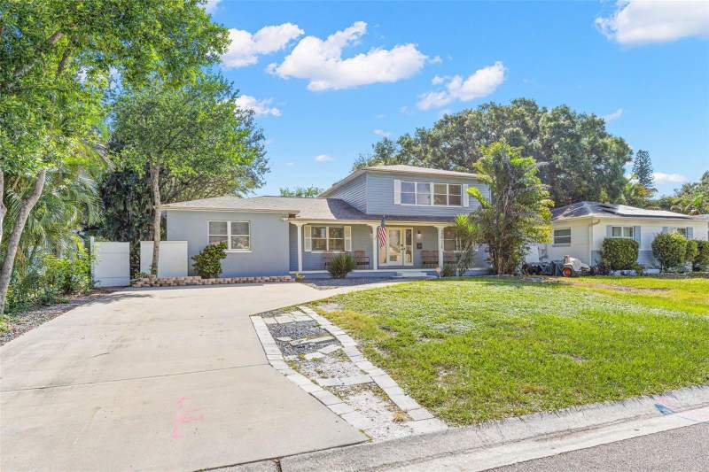 5 bedroom Single Family Residence at 2415 51st Street, Lake Sheffield 2nd Sec, St Petersburg — photo 3