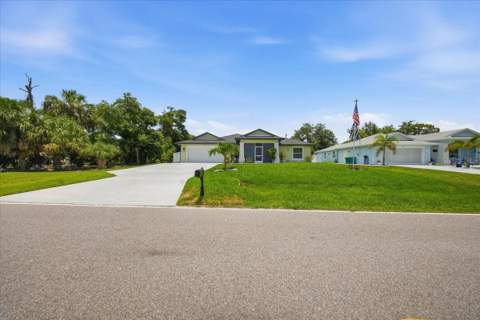 17432 Shirley Avenue, Port Charlotte FL - photo 7 of 63