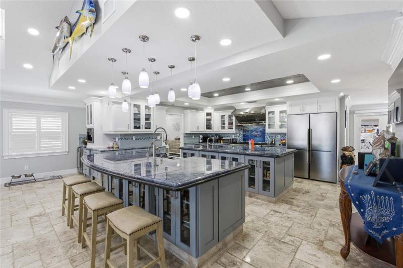 3 bedroom Single Family Residence at 3874 48th Avenue, Maximo Moorings, St Petersburg — photo 5